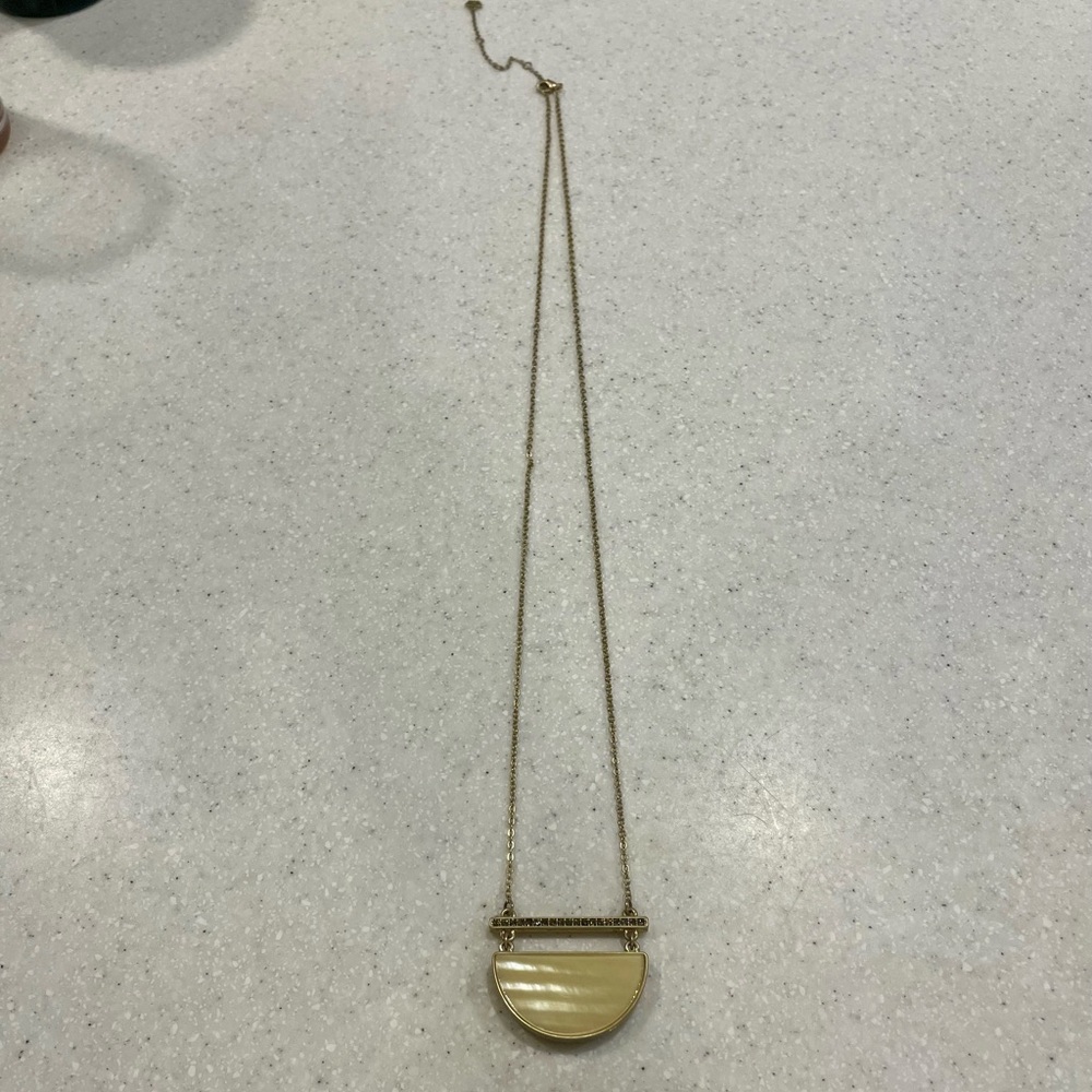 Premier Designs Gold and Cream Reversible Pendant Necklace